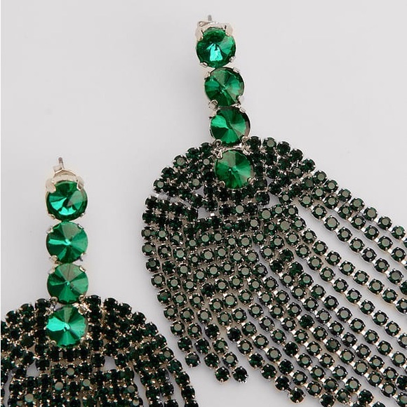 NA-KD Green Emerald Colored Earrings - Picture 2 of 4